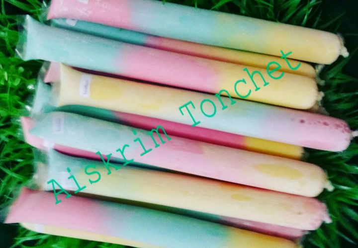 Aiskrim Tonchet Of The Day Rainbow Rm 1 