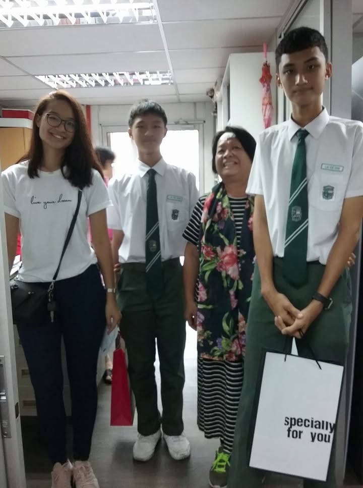 Mdm Tia Traazil From Singapore Coming Over To 