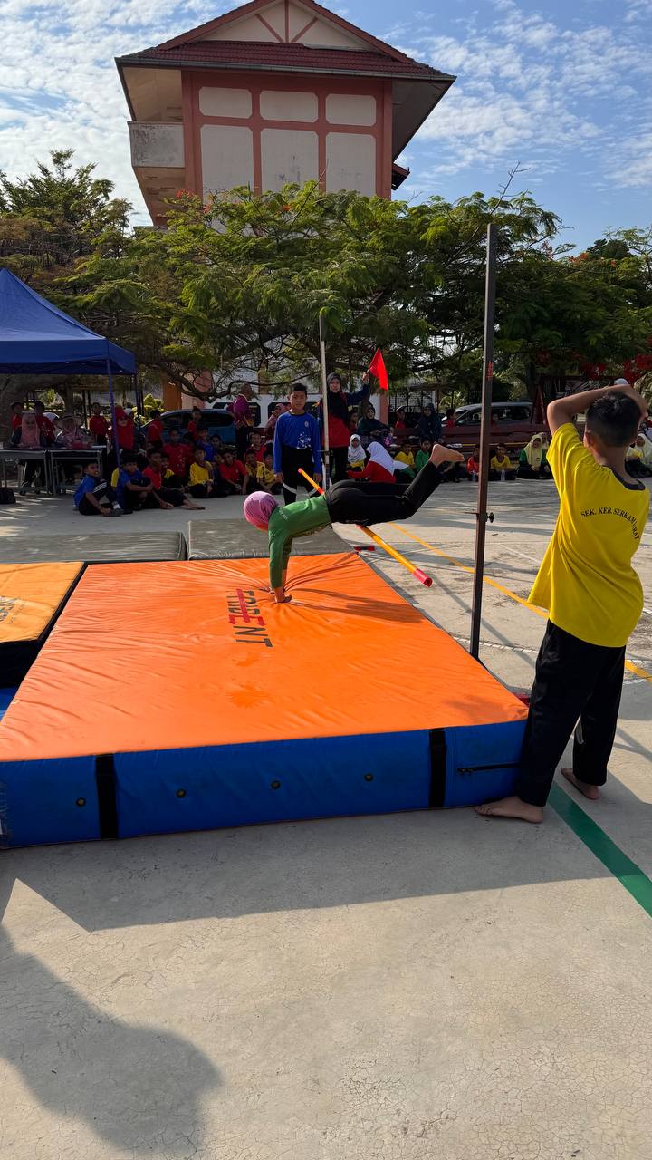 Hari Pertama 
