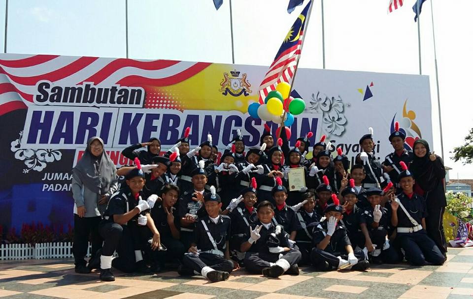 Tahniah Anak-anak Sehebat Sebagai Peserta Perbarisan Hari  