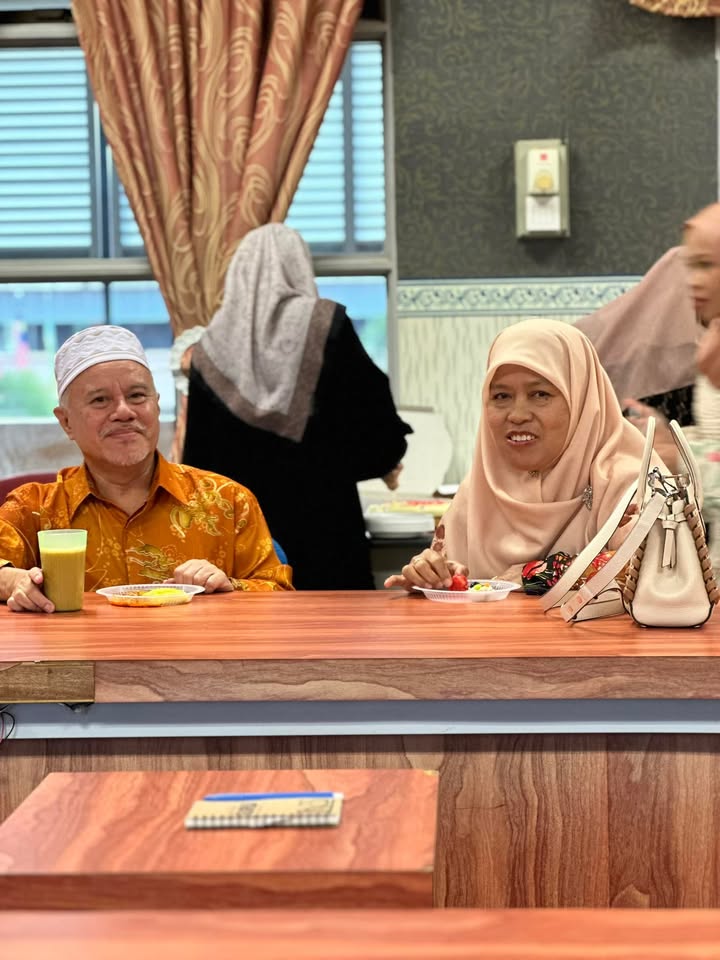 Tautan Kasih Lambaian Sayang Cikgu Rokiah 20 12 