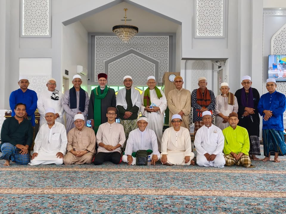 Pengajian Ilmu Dan Maulid 