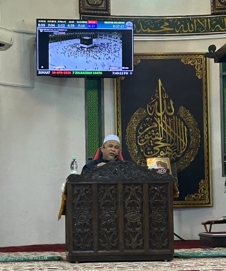 Kuliah Maghrib Bersama Ustaz Hasbullah. 