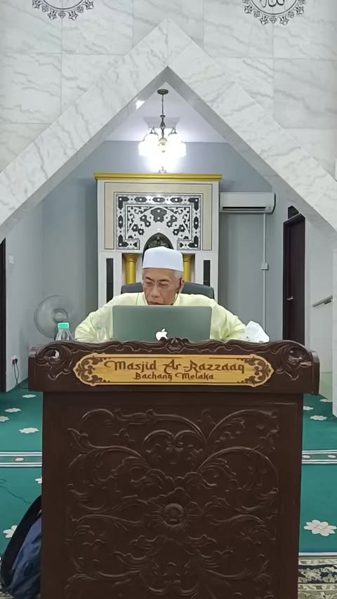 Kuliah Maghrib : 
