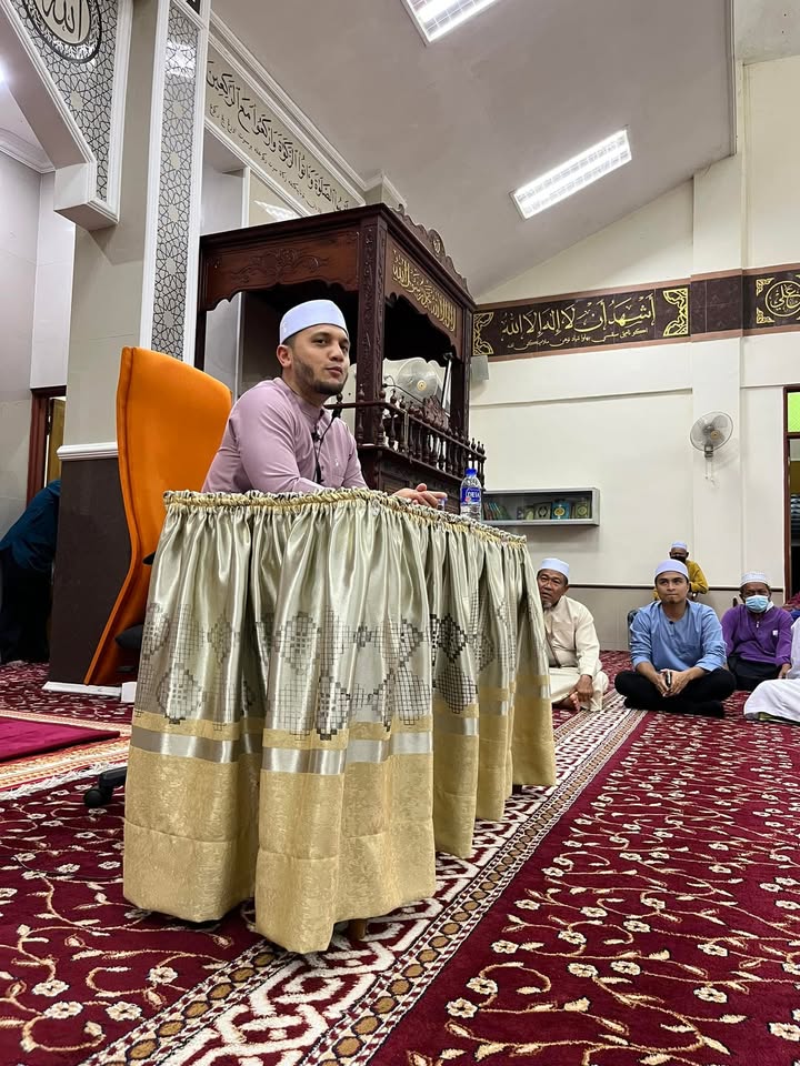 Bersama Ustaz Hariz Pu Riz Dengan Topik Keperibadian 