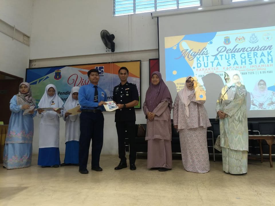Majlis Peluncuran Kit Atur Gerak Duta Sahsiah Smksu 