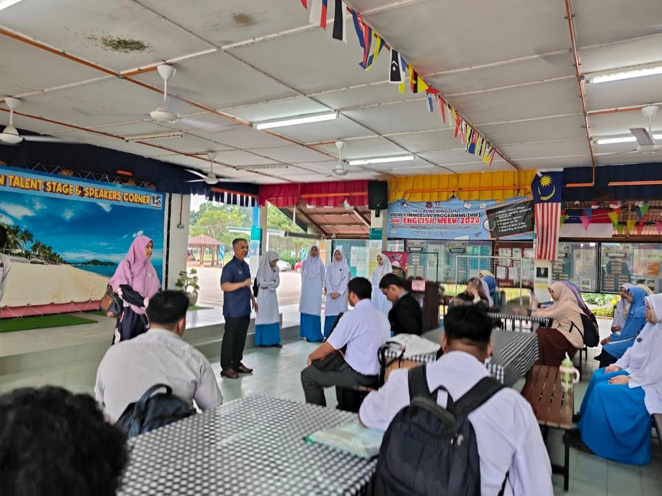 Perjumpaan Pengetua Dan Gpk Pentadbiran Bersama Murid Fokus 