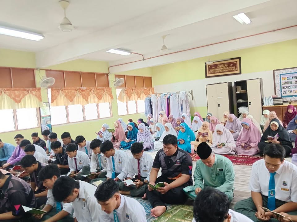 Solat Hajat & Bacaan Yasin 