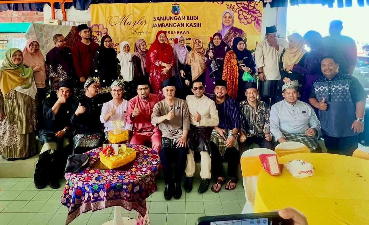 Selamat Bersara, Cikgu Jahrah!  