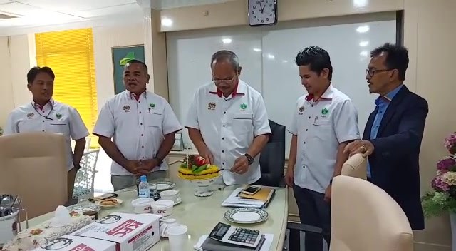 Selamat Hari Lahir Tuan Ceo Rfsb.19/8/2019. Selamat Hari Lahir Tuan Ceo Rfsb.19/8/2019.