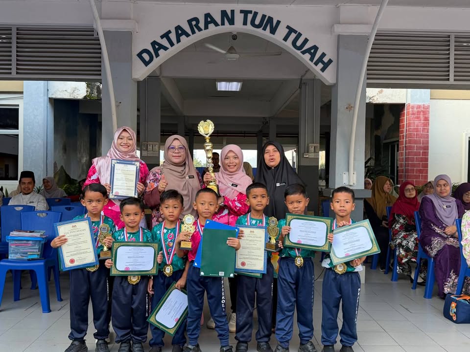 Penyampaian Hadiah Karnival Sukan Prasekolah (futsal) Ppd Melaka 