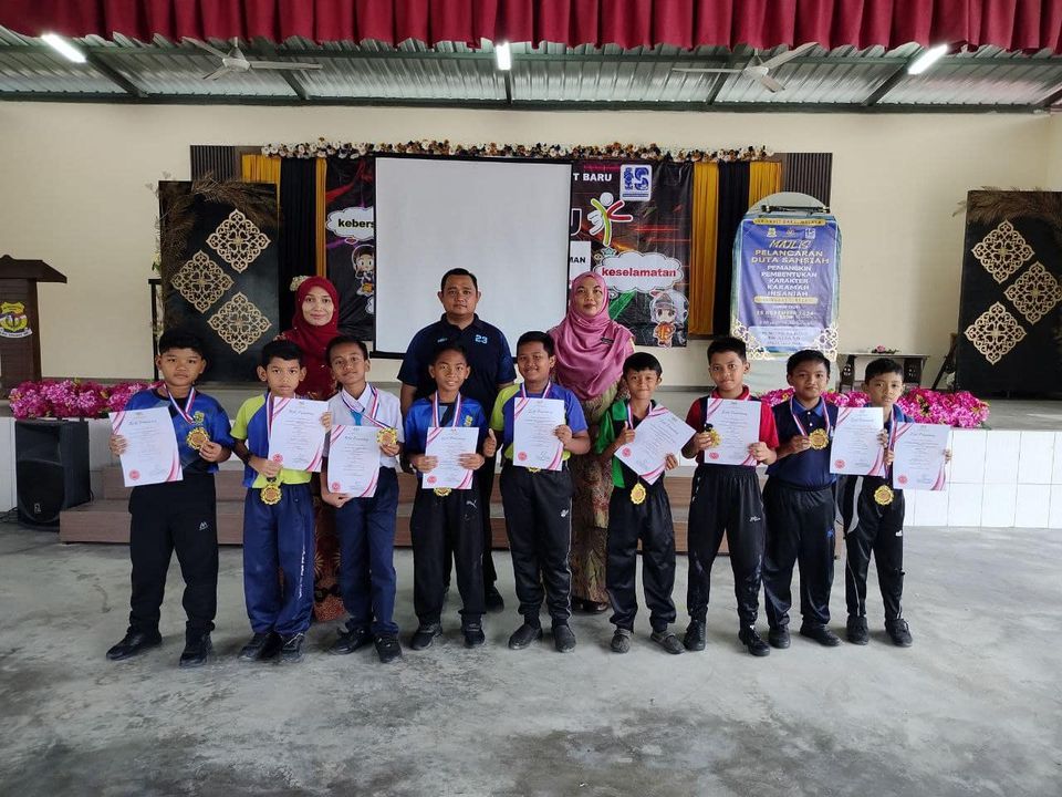 Penyampaian Hadiah Project Based Learning Havoc Stem Tarikh 