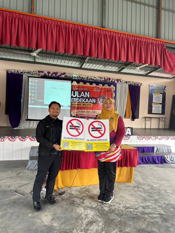 Pameran Bahaya Rokok/vape & Penyerahan Tanda Dilarang Merokok Pameran Bahaya Rokok/vape & Penyerahan Tanda Dilarang Merokok